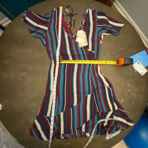 Band of Gypsies Annie Short Sleeve Ruffle Dress XS - Picture 15 of 15